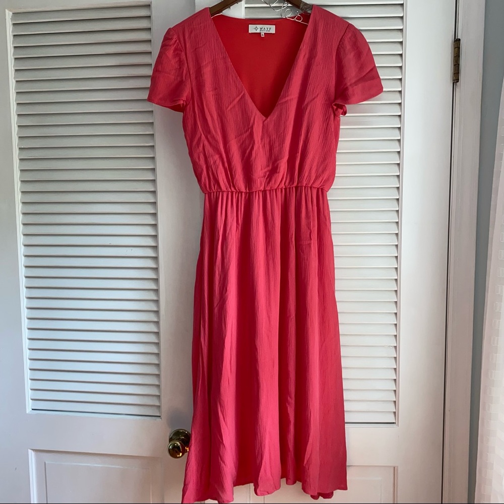 Nordstrom’s Wayf Midi V Neck Dress